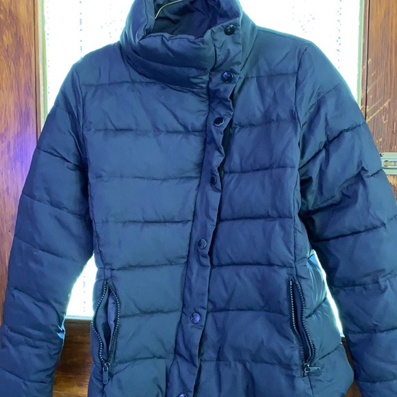 LN women’s black puffer coat with thumbholes and pockets size Small - Picture 5 of 6